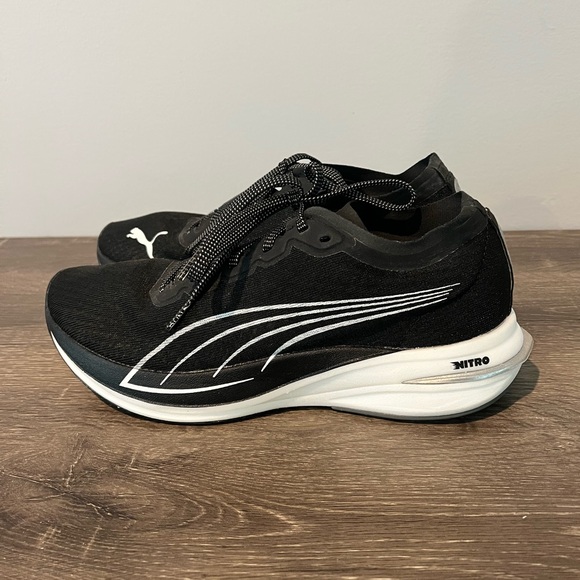 PUMA Deviate NITRO 3 Women’s running shoe (LIKE NEW) - Picture 1 of 3